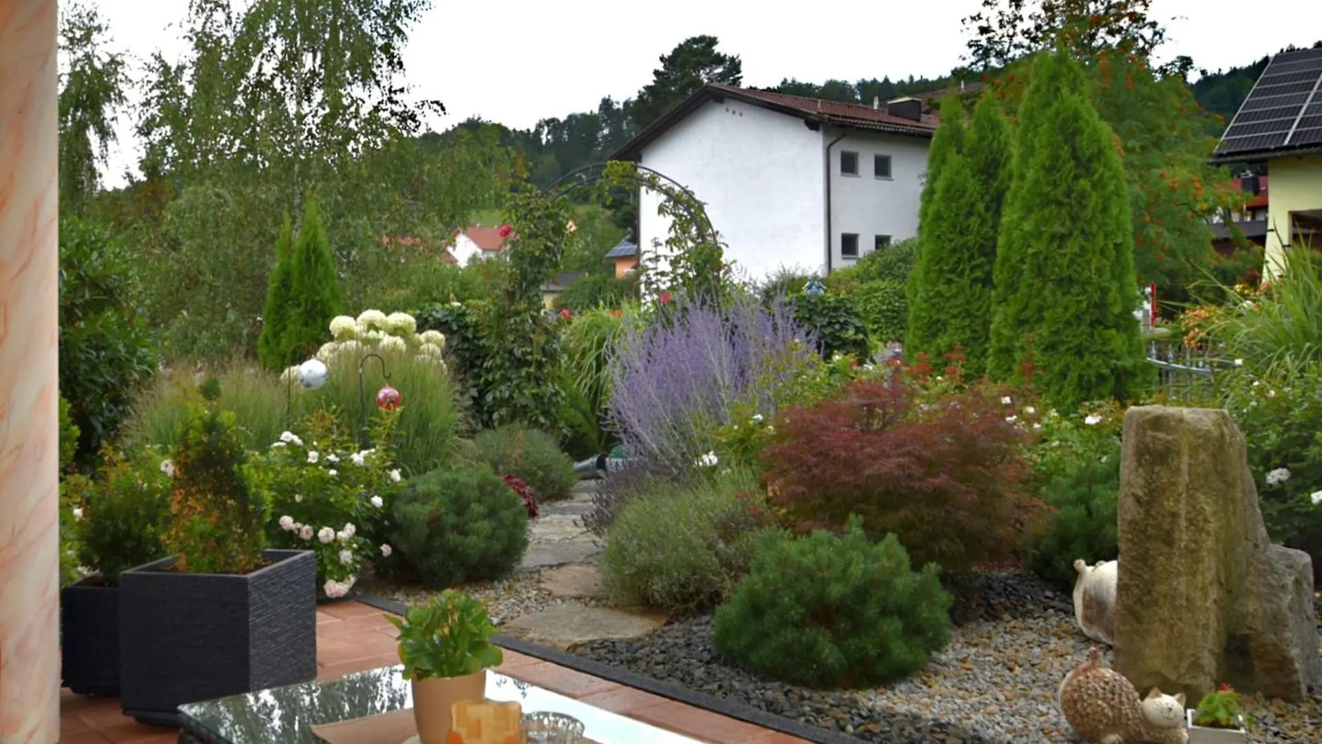Scenic Apartment With Balcony Garden Deckchairs Barbecue Gleißenberg Allemagne