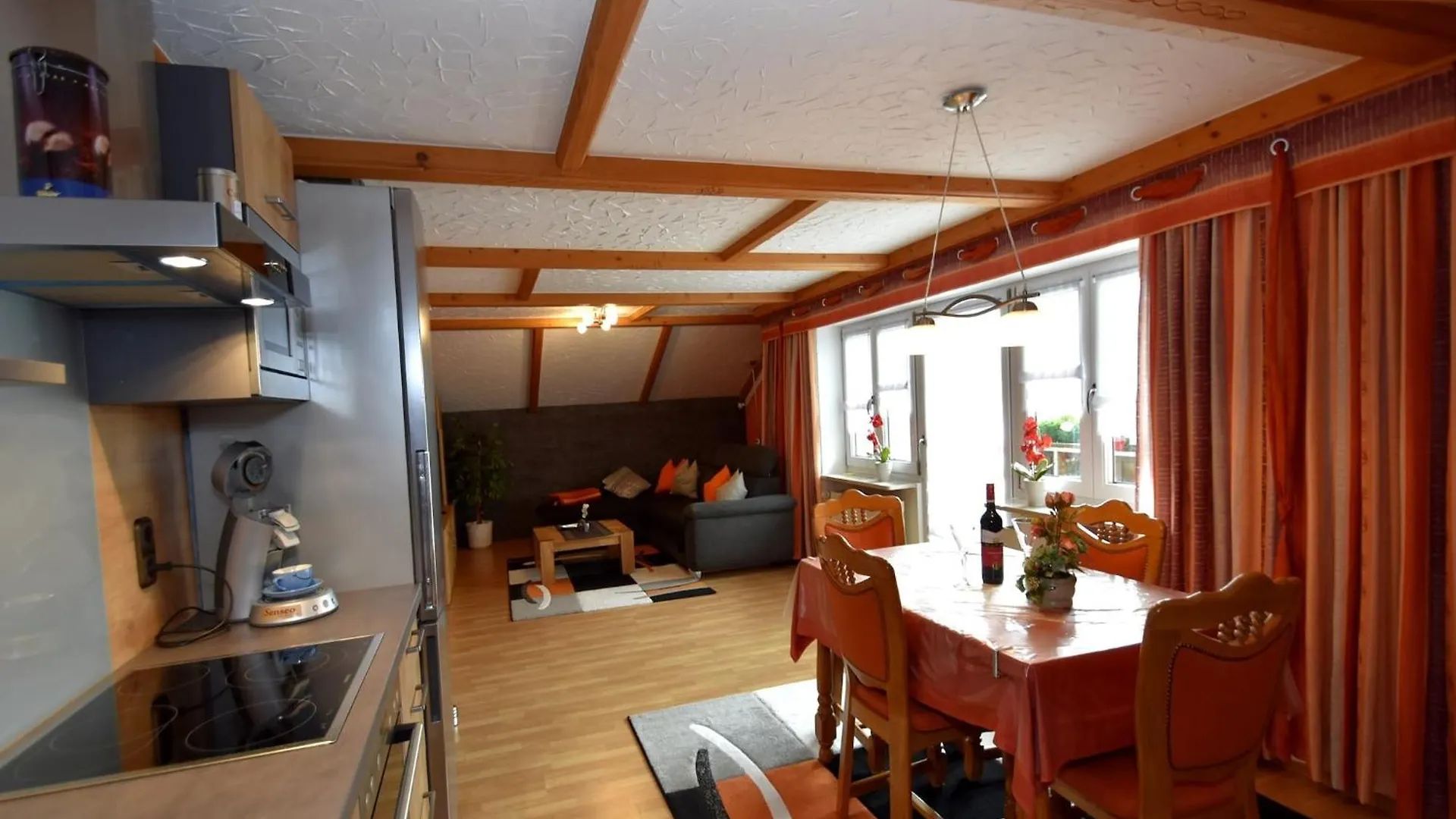 Scenic Apartment With Balcony Garden Deckchairs Barbecue Gleißenberg
